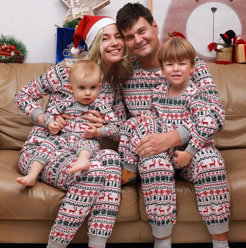 2023 Christmas Family Matching Pajamas New Year Xmas Father Mother Kids Baby Clothes Set Dad Mom And Daughter Son Pyjamas Outfit Hilo shop 