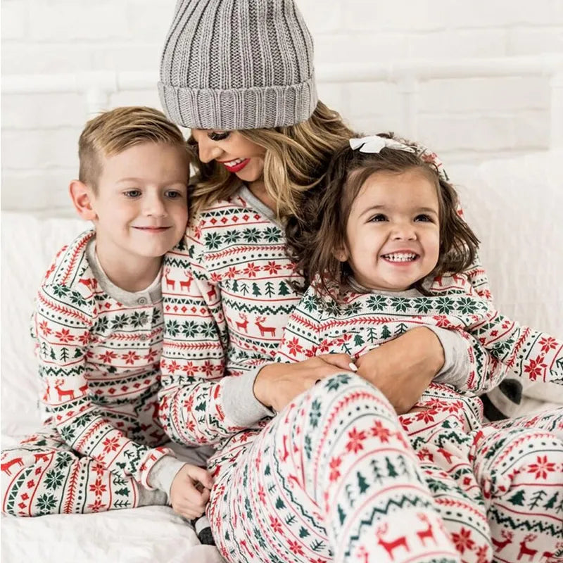 2023 Christmas Family Matching Pajamas New Year Xmas Father Mother Kids Baby Clothes Set Dad Mom And Daughter Son Pyjamas Outfit Hilo shop 